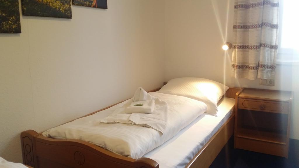 Hotel Hasen Kaufbeuren Allgaeu חדר תמונה
